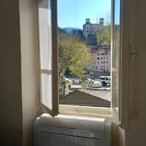 Appartamentino - Castle View, No Stairs Apartment